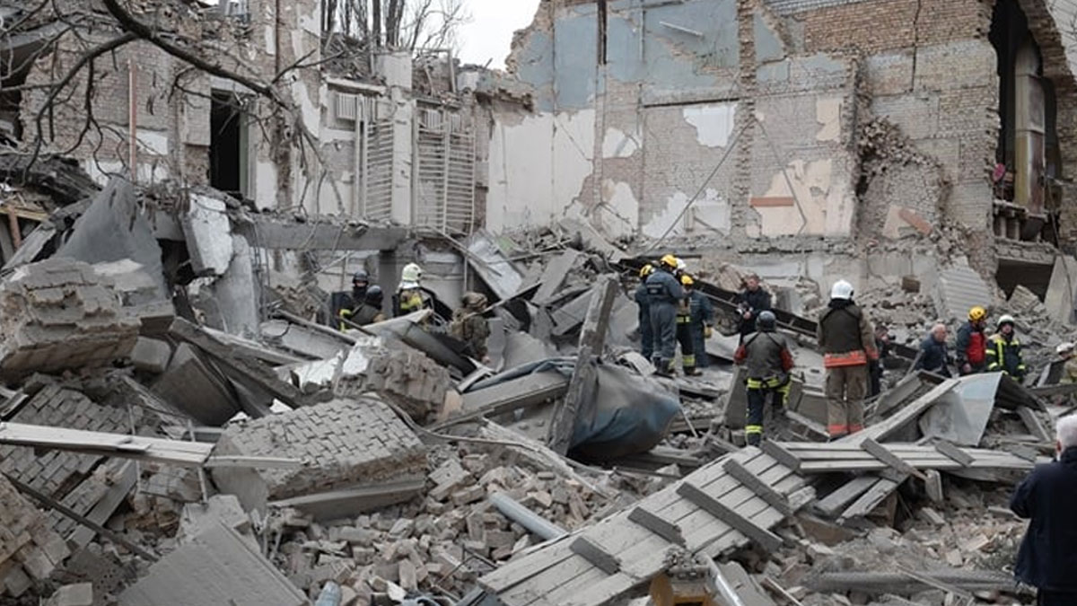Rusya, Kiev'i vurdu: Ölü ve yaralılar var!
