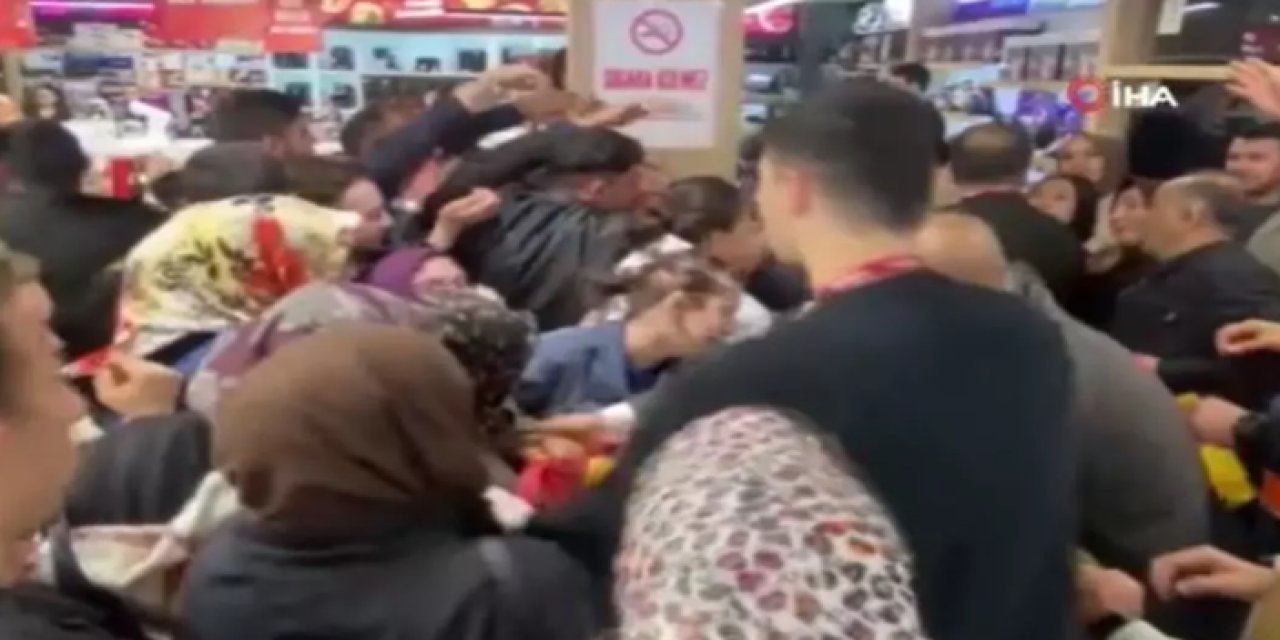 İndirimi duyan mağazaya koştu: İzdiham çıktı