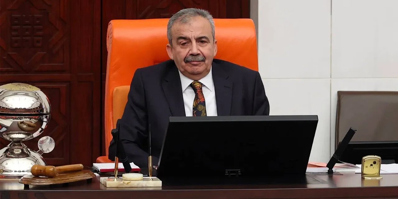 Sırrı Süreyya Önder'in sağlık durumuyla ilgili hastaneden flaş açıklama