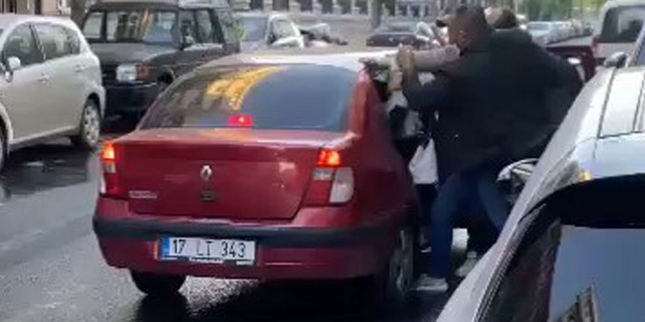 İstanbul'da sokak ortasında kadını kaçırmaya çalıştılar! Direnince öldürdüler... Çığlık sesleri sokağı inletti