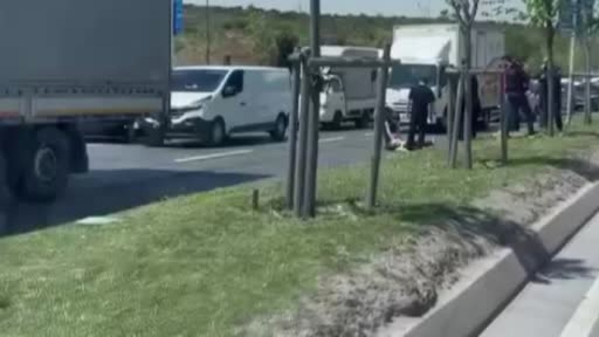 İstanbul’da feci kaza: Tırın çarptığı yaya olay yerinde öldü