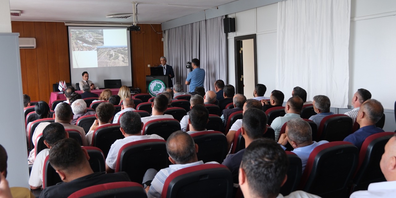 Adana'da devlet kurumları sokak hayvanları için toplandı