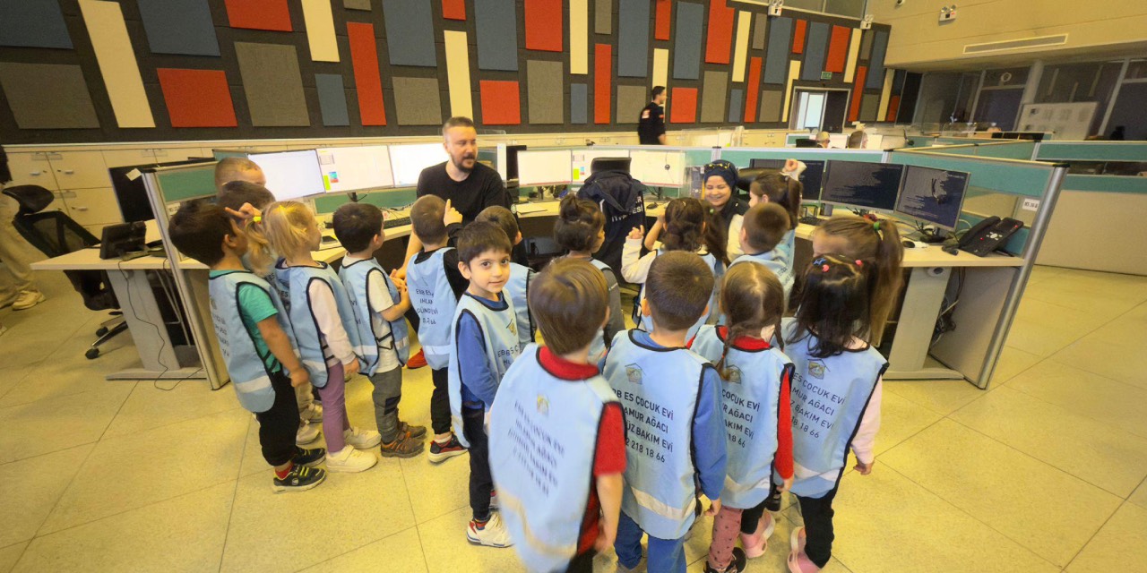 ES Çocuk Evi minikleri 112'yi keşfetti