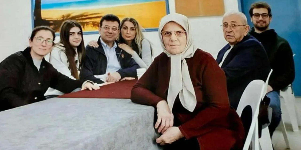 İmamoğlu'nun cezaevinde çekilen ilk fotoğrafıyla ilgili eşinden dikkat çeken açıklama
