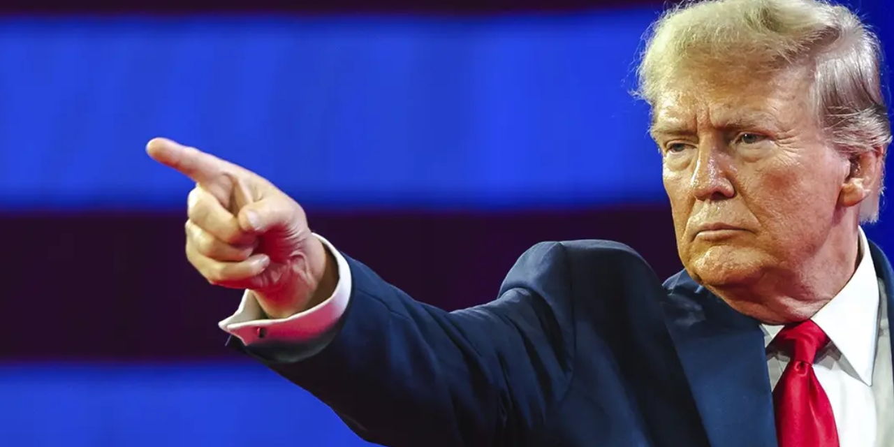 Trump o isme ağır yüklendi: Hiçbir fikri olmayan bir aptal