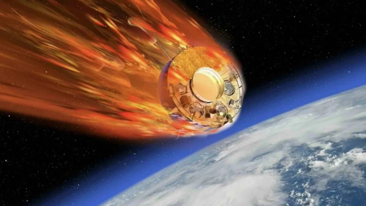 Türkiye'de risk altındaydı: Sovyet uzay aracı 'Kosmos 482' 52 yıl sonra düştü