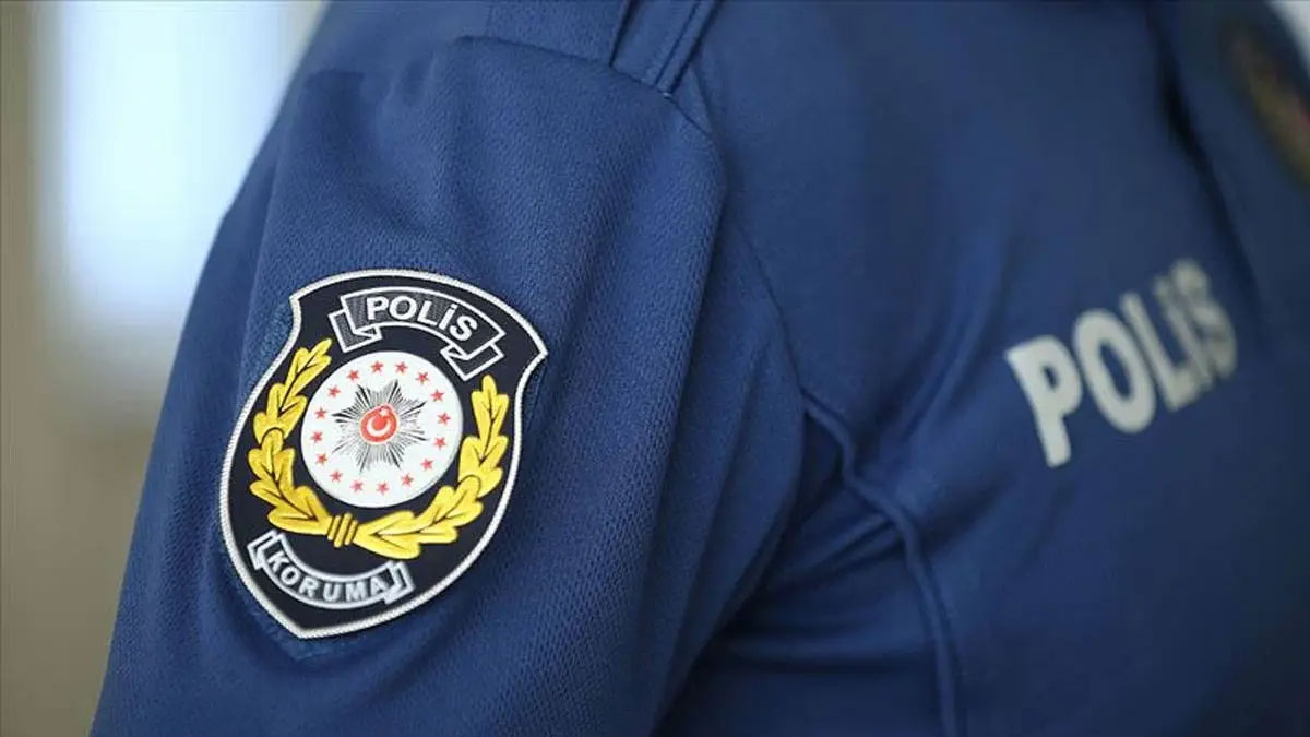 Antalya'da darp iddiası: 2 polis görevden uzaklaştırıldı