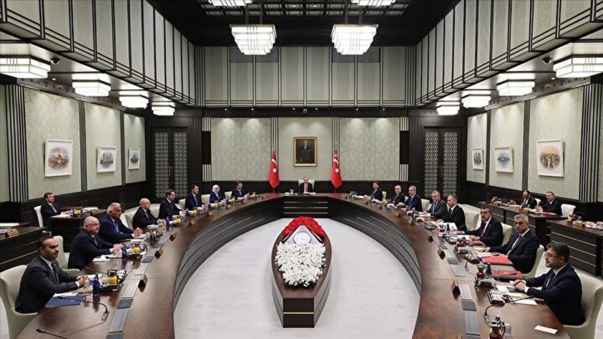 Cumhurbaşkanlığı kabinesi toplanıyor: Ankara'da kritik zirve