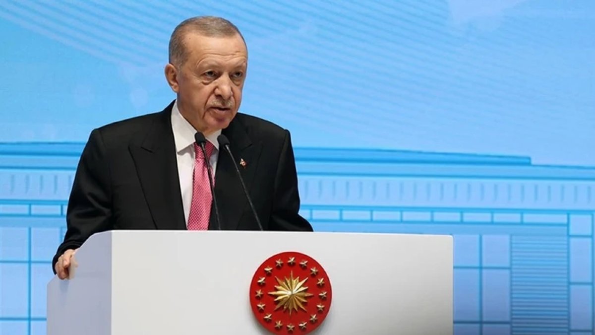 Erdoğan'dan net mesaj: "Demokrasimize pusu kurmaktan vazgeçmeyen FETÖ ile mücadele devam edecek"
