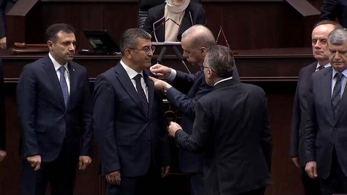 Gelecek Partisi’nden istifa eden Hasan Ekici, AK Parti’ye katıldı