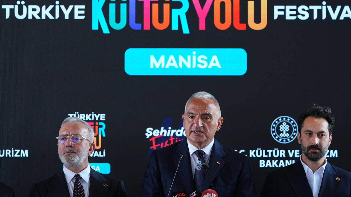 Kültür Bakanı Ersoy: Kültür-sanat elitizmine müsaade etmeden bir marka değer yarattık