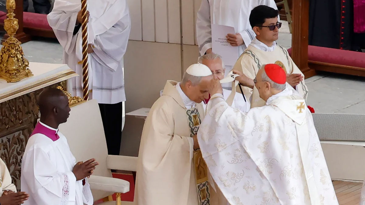 Papa 14'üncü Leo göreve başladı