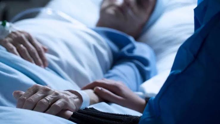 Dünyanın ilk mesane nakli başarıyla gerçekleşti