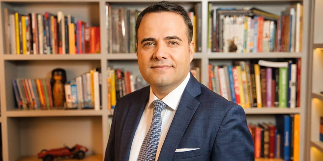 Özgür Demirtaş bu sektörde çalışanları endişelendirdi: Gelen tehlikeyi açıkladı