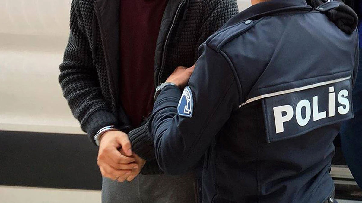 Şanlıurfa'da yağma ve tehdit iddiasıyla 9 kişi tutuklandı