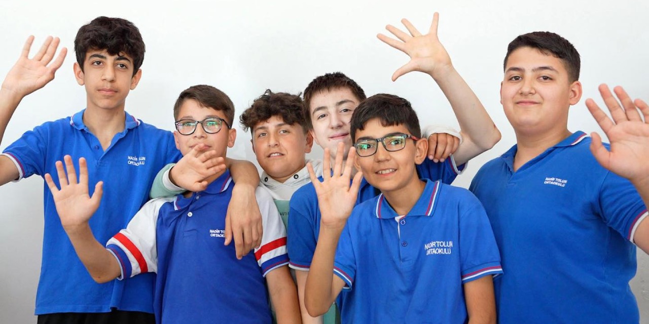 Burhaniye Belediyesi'nden dayanışma örneği