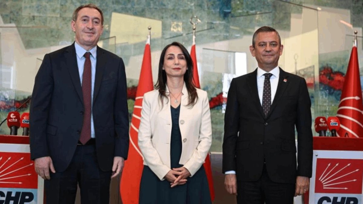 DEM Parti heyeti CHP Genel Merkezi'nde