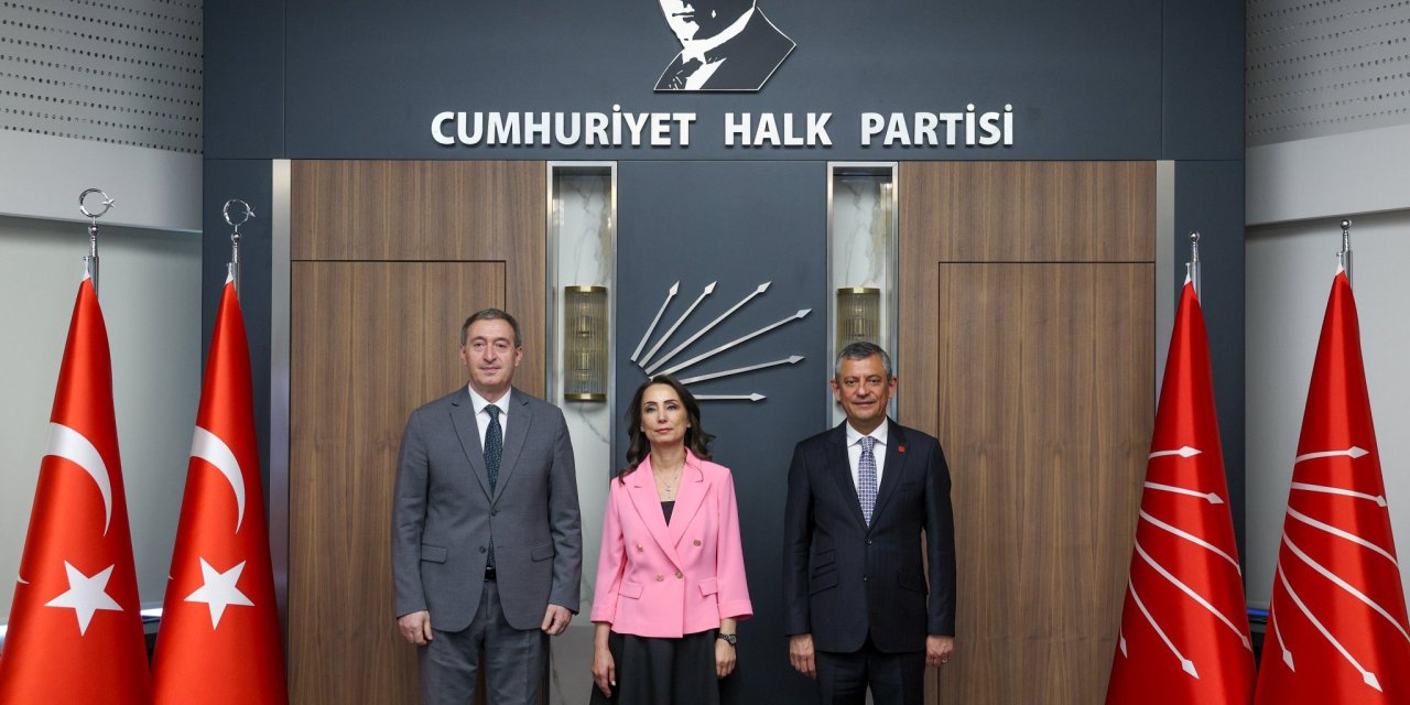 DEM Parti'nin ziyareti sonrası Özgür Özel'den flaş açıklama