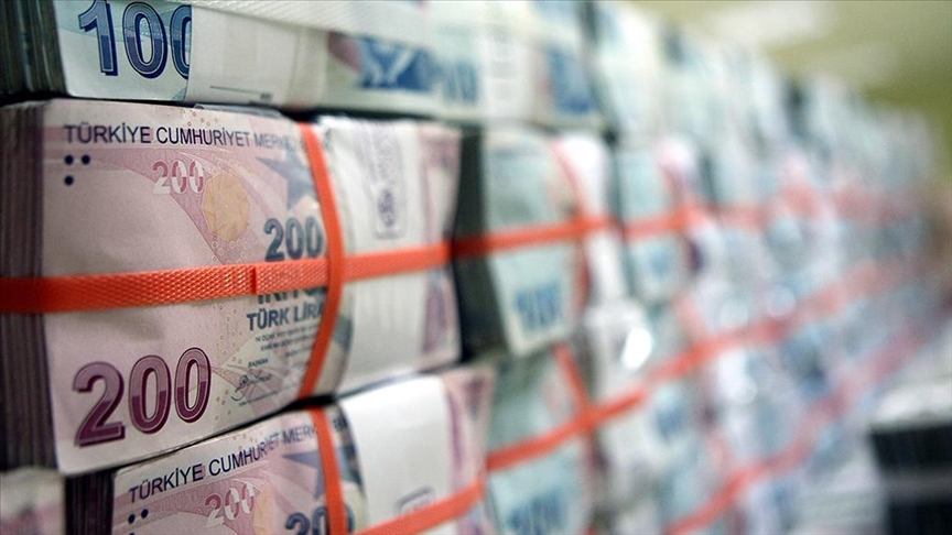 Hazine 2 ihalede 43 milyar lira borçlandı