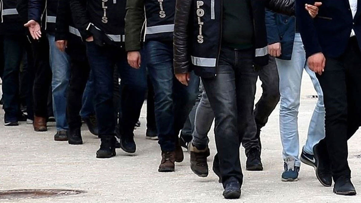 47 ilde IŞİD operasyonu: 298 kişi yakalandı