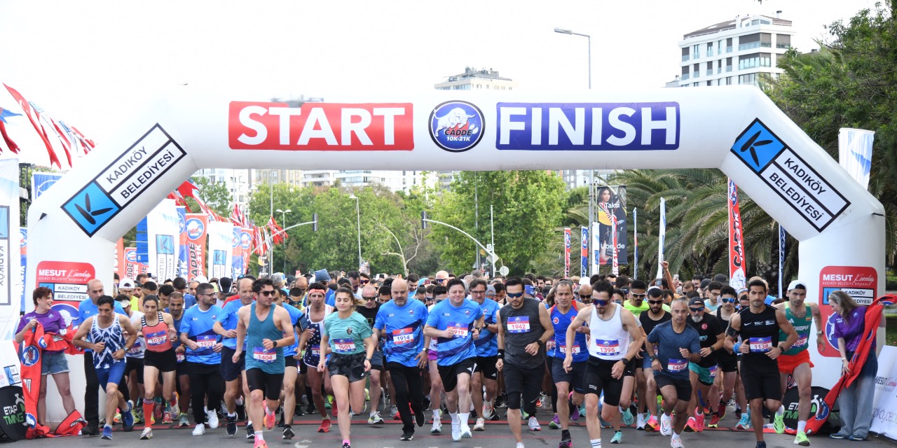 Kadıköy Cadde 10k-21k koşuları için geri sayım başladı