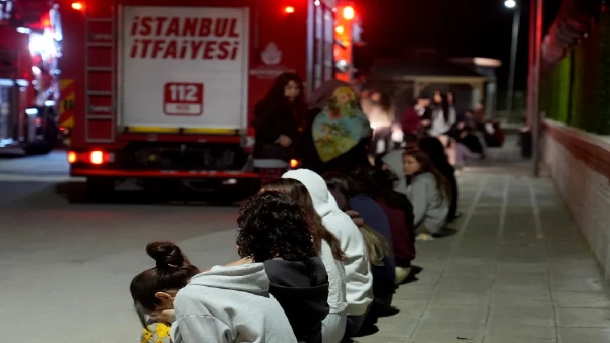 Tuzla'da kız öğrenci yurdunda yangın paniği