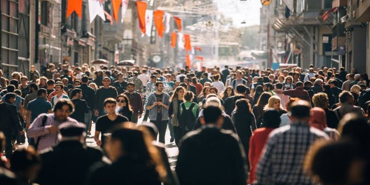 Genç çalışanların karşılaştıkları zorluklar: Z ve Y kuşakları ümitsizlik içinde