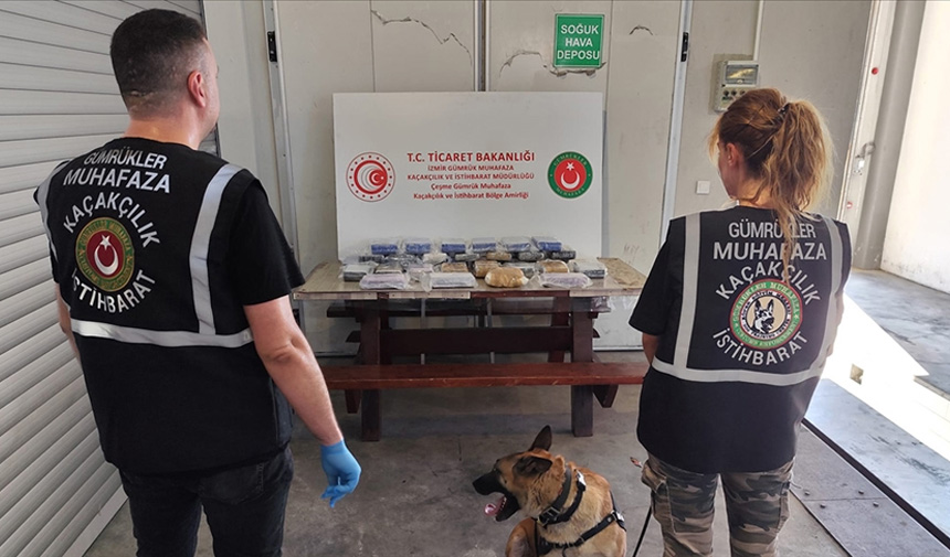 Gümrükteki tırlara uyuşturucu operasyonu: 40 kilo kokain ele geçirildi