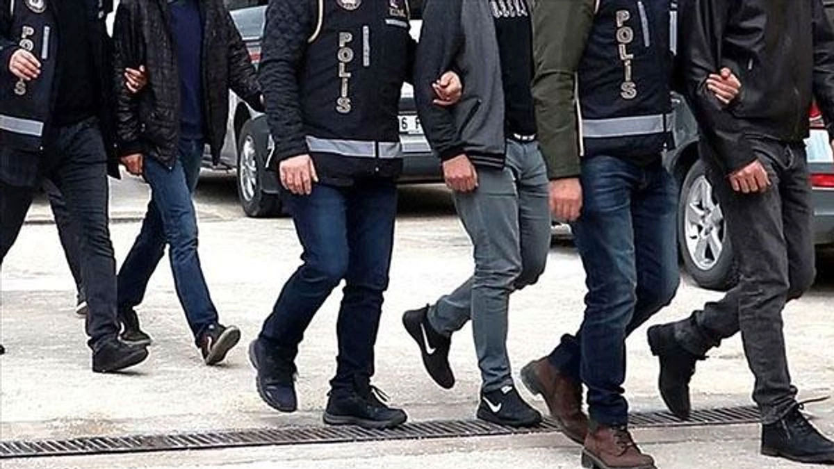 Ankara'da FETÖ ve IŞİD operasyonu: 18 gözaltı