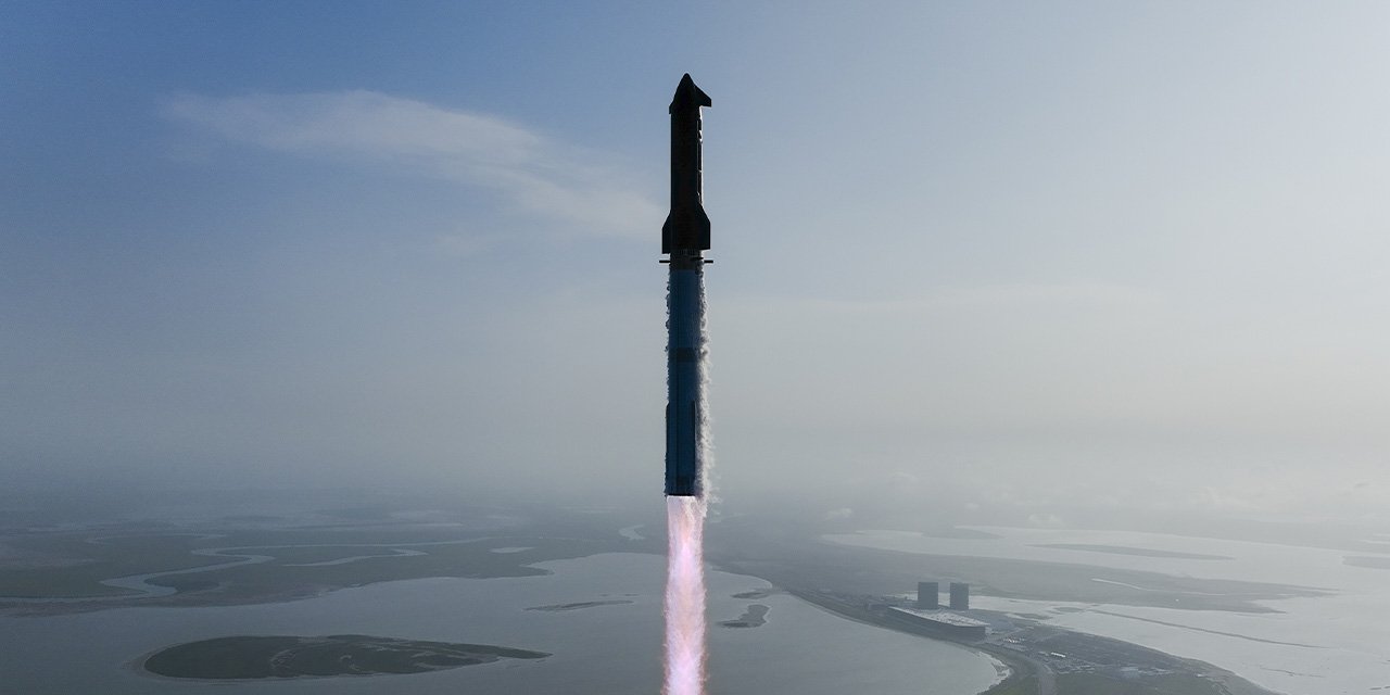 SpaceX, Starship'in 9. test uçuşunu tamamladı: Dev roket infilak etti