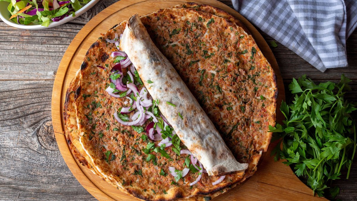 Bakanlık hileli gıdaları tek tek ifşa etti: Listede lahmacun, yoğurt, sucuk ve daha fazlası var