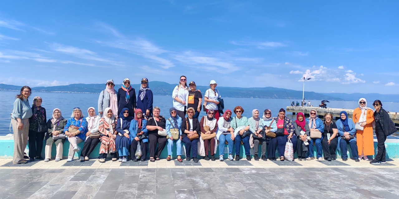 Bursa Büyükşehir Belediyesi'nden gazi ailelerine Mudanya gezisi