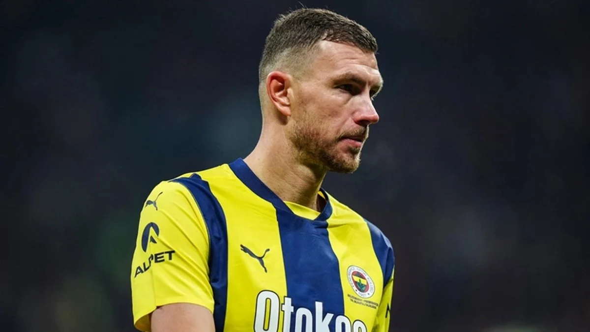 Büyük sürpriz! Edin Dzeko'nun görüştüğü takım ortaya çıktı