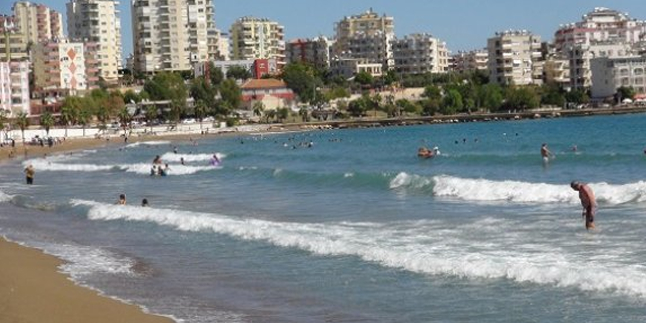 Mersin'deki gençlik kampında deniz faciası: İki öğrenci hayatını kaybetti