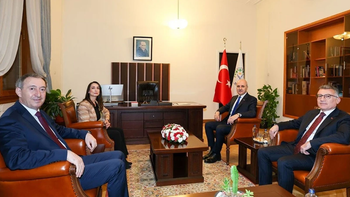 Numan Kurtulmuş'tan DEM Parti'ye ziyaret