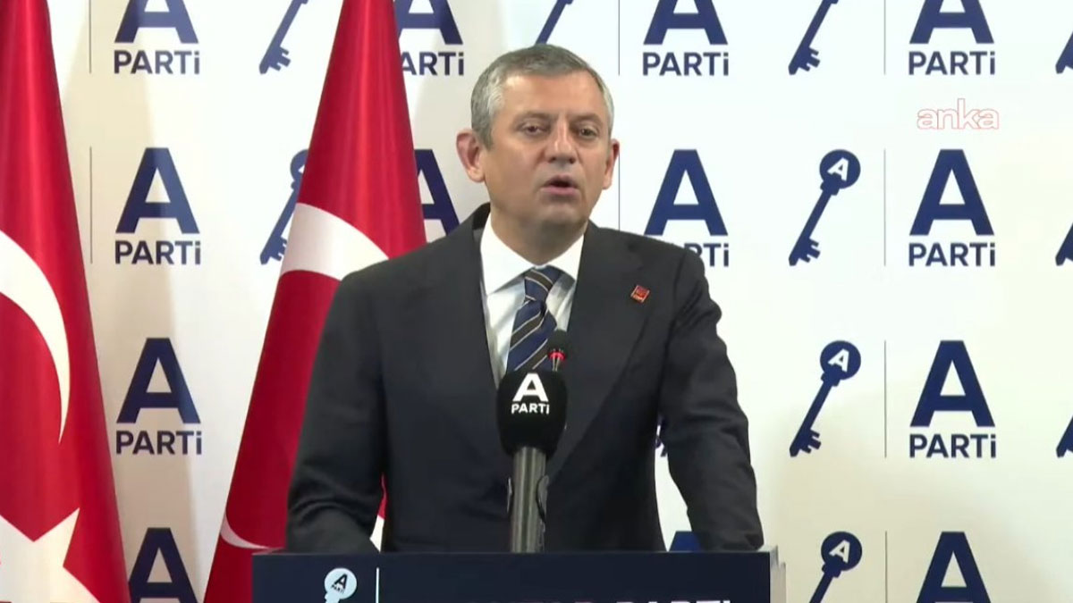 Özgür Özel Anahtar Parti'yi ziyaret etti