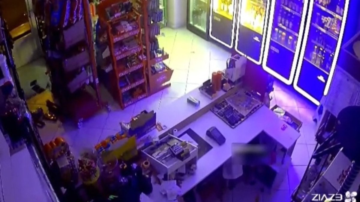 Marmaris'teki 5.8'lik deprem saniye saniye kaydedildi