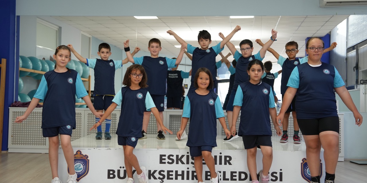 Eskişehir'de yaz dönemi çocuk spor eğitimleri başladı