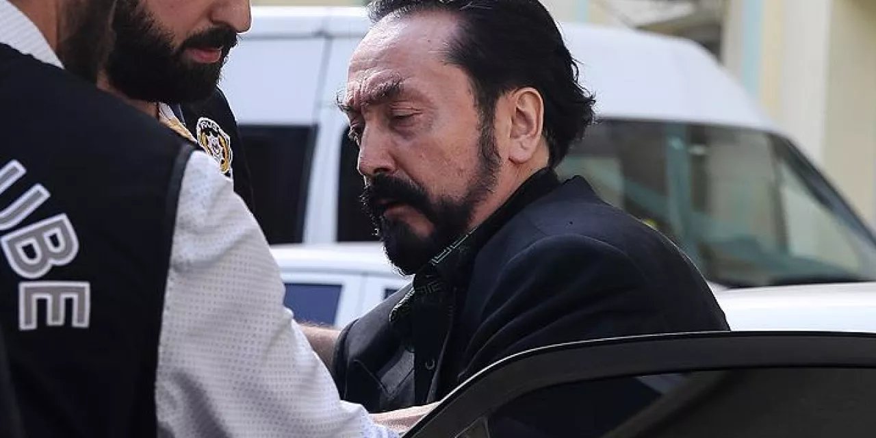 Adnan Oktar cezaevinden o ismi tehdit etti: "Ölecek"
