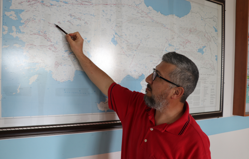 Kütahya alarmda: Deprem fırtınası yaşanıyor