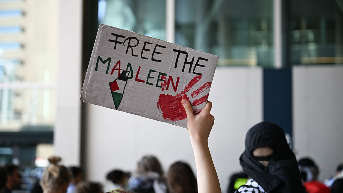 İran'a saldırılar onları da etkiledi: Madleen gemisindeki 3 aktivist İsrail'de kaldı