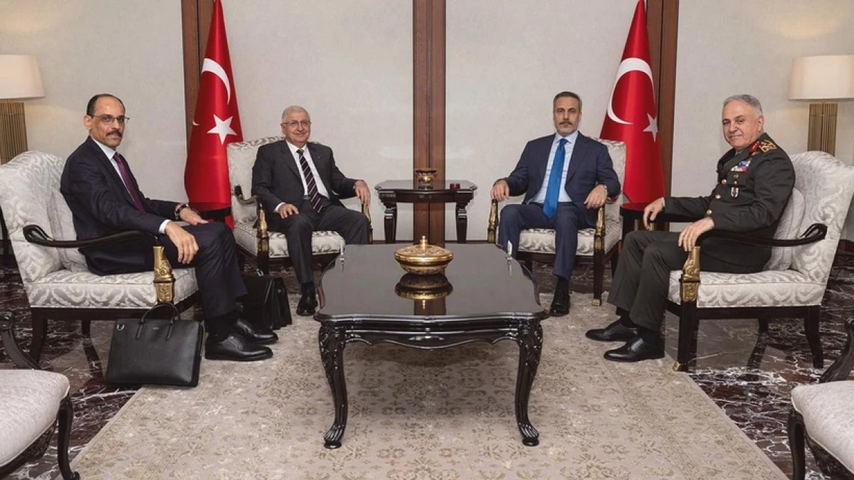 Ankara’da kriz zirvesi: Fidan, Güler, Kalın ve Gürak bir araya geldi