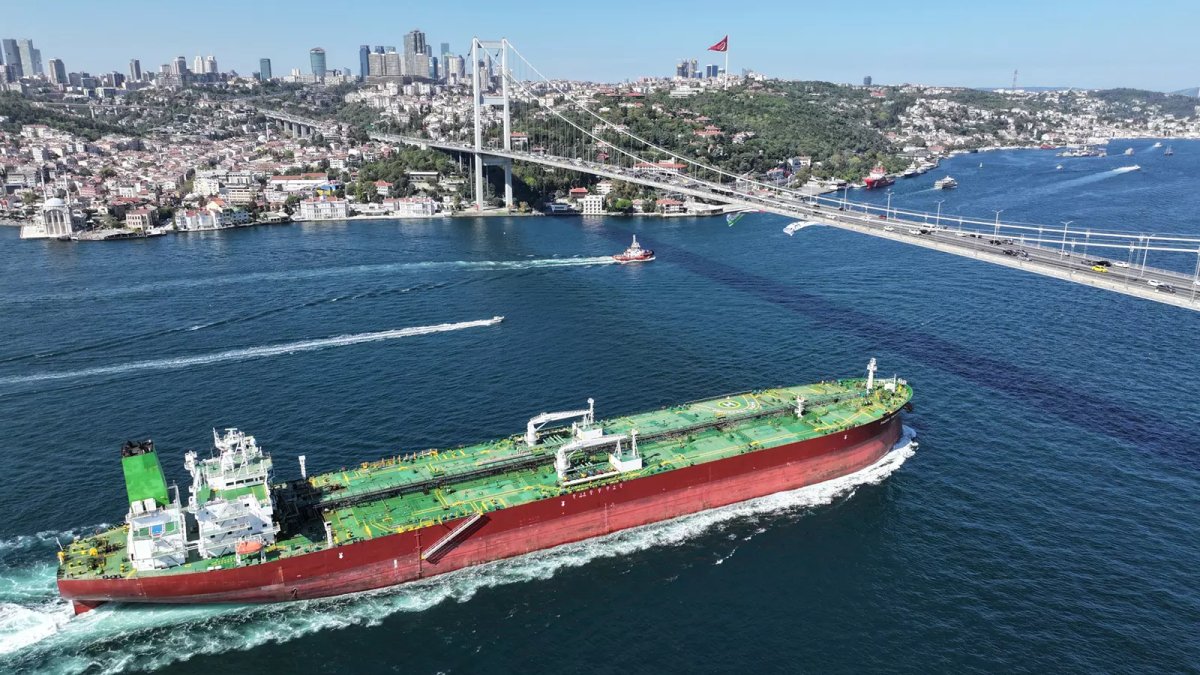Boğaz geçiş ücretlerine zam geliyor: Tarih belli oldu