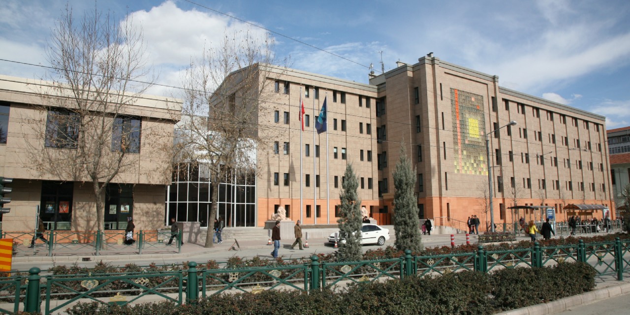 Eskişehir Belediyesi, yol çalışmalarına kaldığı yerden devam ediyor
