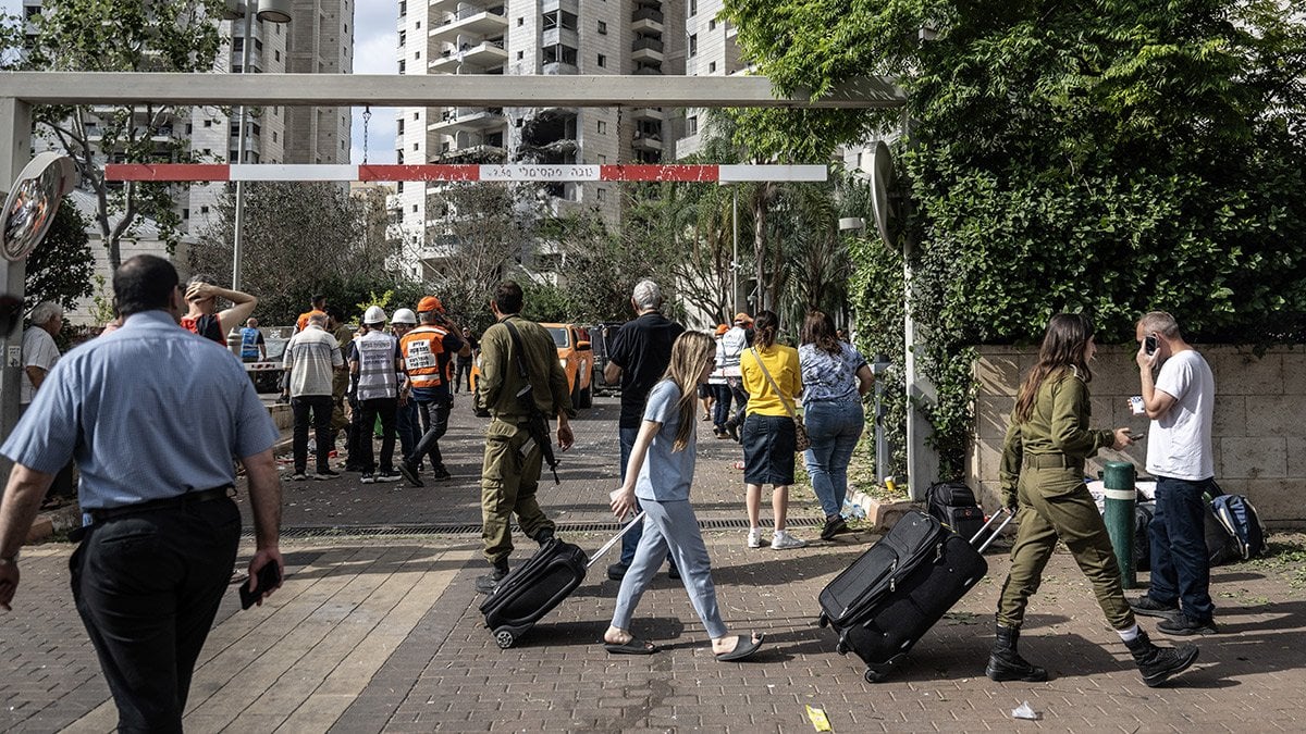 İran'dan İsrail halkına çağrı: "Ülkeden ayrılmak hayatınızı kurtarır"