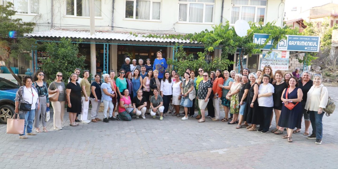 Burhaniye'de kadın buluşması, Pelitköy Mahallesi’nde gerçekleşti