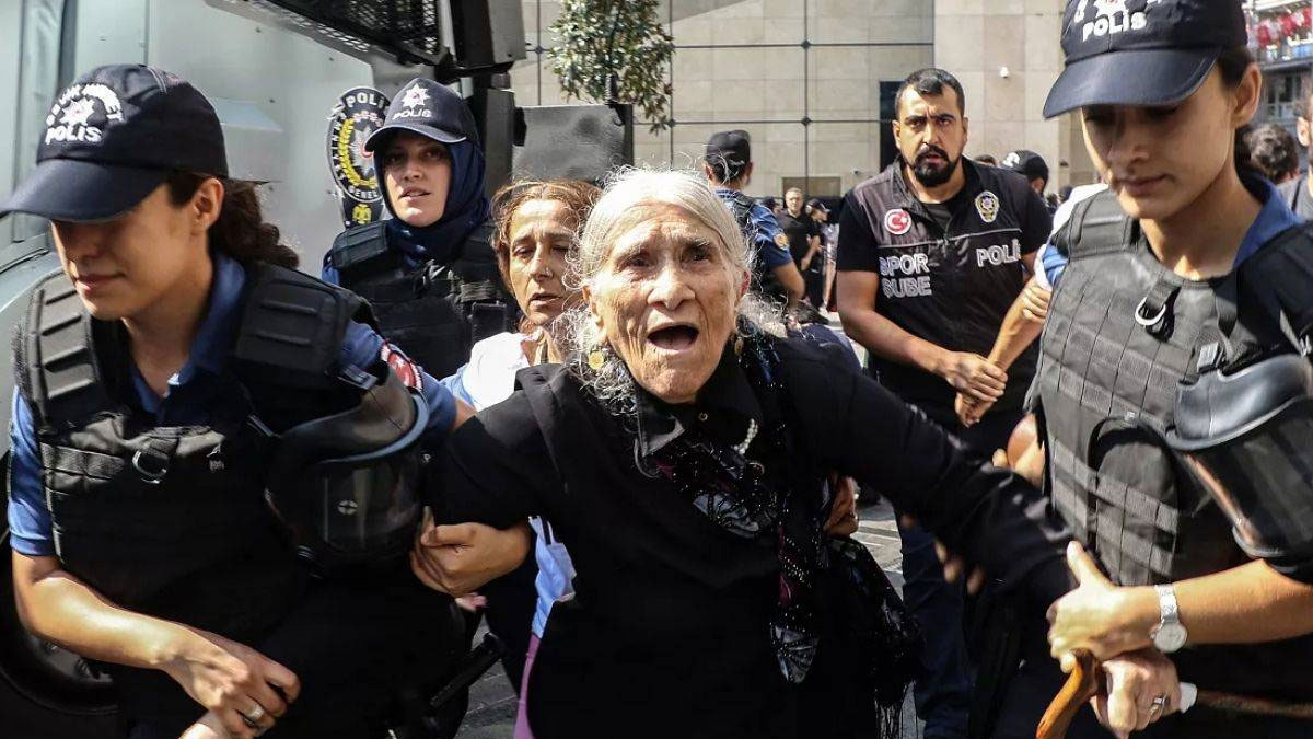 Cumartesi Anneleri'nin sembol ismi Emine Ocak kalp krizi geçirdi