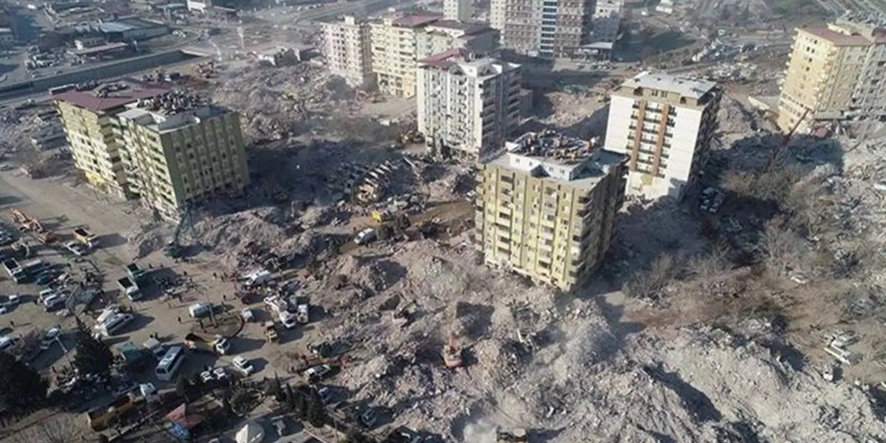 Ebrar Sitesi Selam Apartmanı davasında karar: 83 kişiye mezar olmuştu