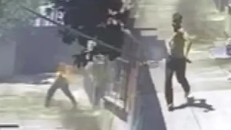 Adana'da dehşete düşüren görüntü: Amca 16 yaşındaki yeğenini yaktı