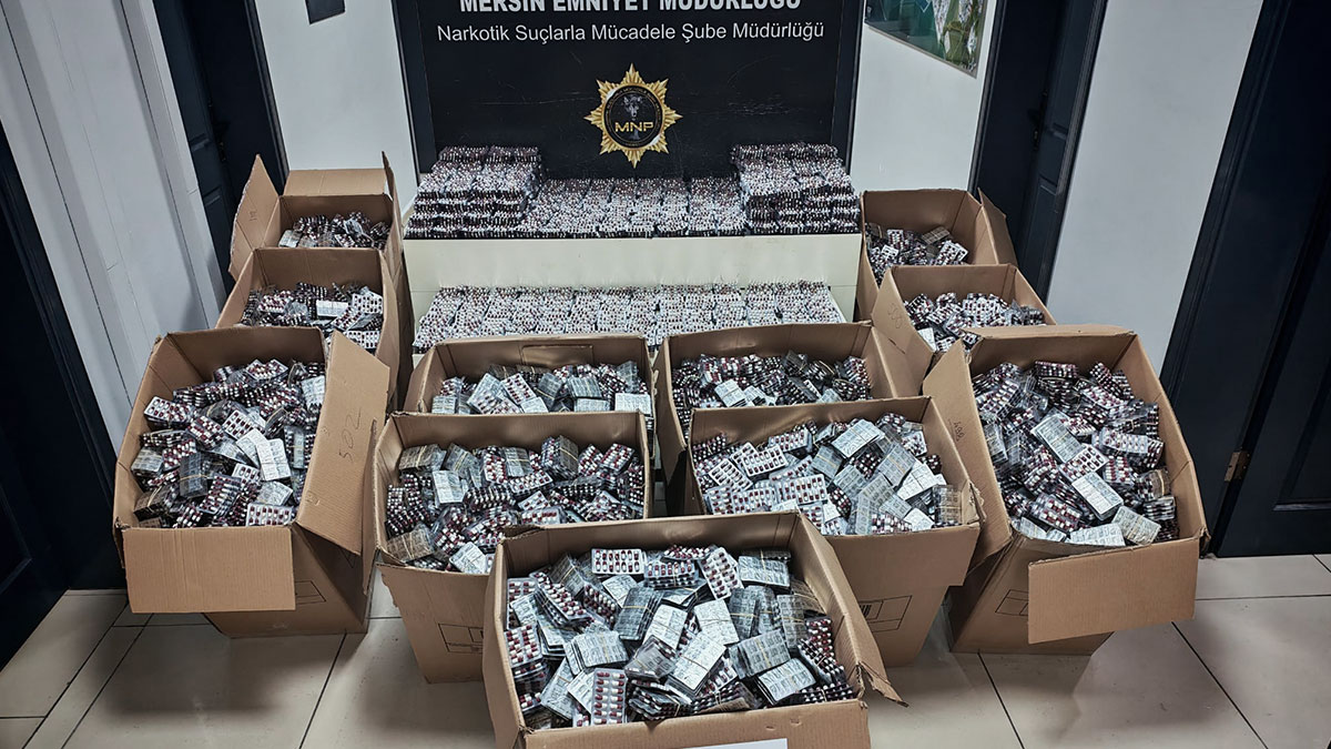 Mersin'de binlerce uyuşturucu hap ele geçirildi